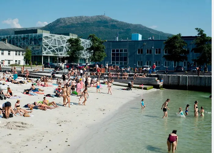 Modern In The Center Of 베르겐